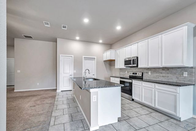 2306 Husk St, Midland, TX 79705