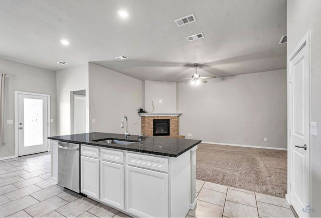 2306 Husk St, Midland, TX 79705