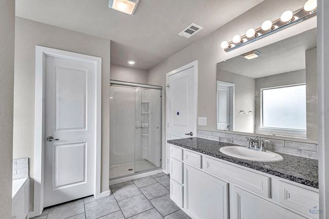 2306 Husk St, Midland, TX 79705