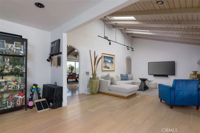 954 Encino Vista Drive, Thousand Oaks, CA 91362