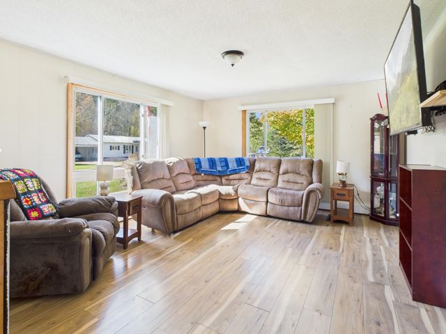 63 Pariseau Drive, Canaan, VT 05902