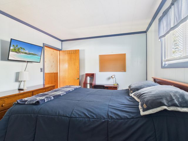 63 Pariseau Drive, Canaan, VT 05902