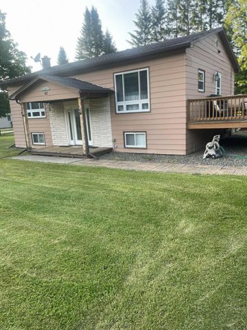 63 Pariseau Drive, Canaan, VT 05902