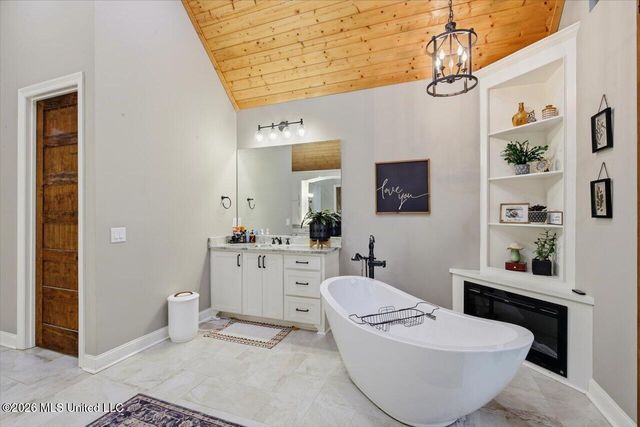 1109 Foxpoint, Brandon, MS 39047