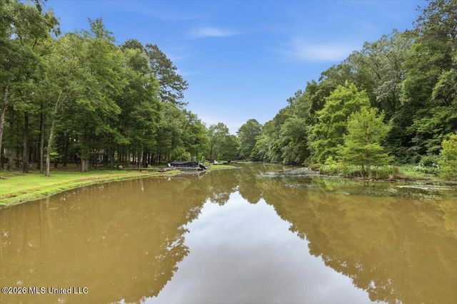 1109 Foxpoint, Brandon, MS 39047