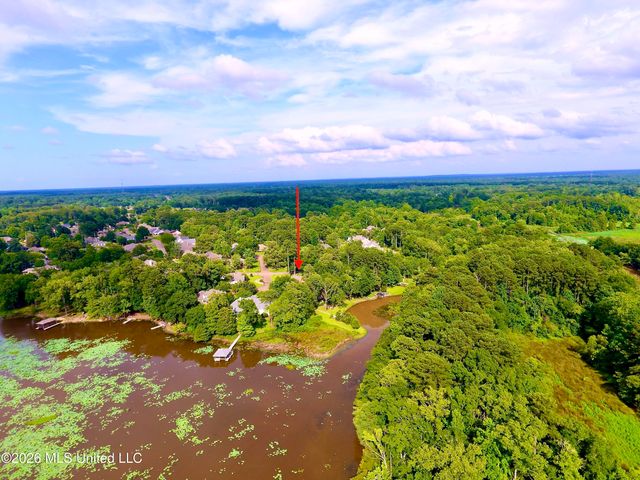 1109 Foxpoint, Brandon, MS 39047