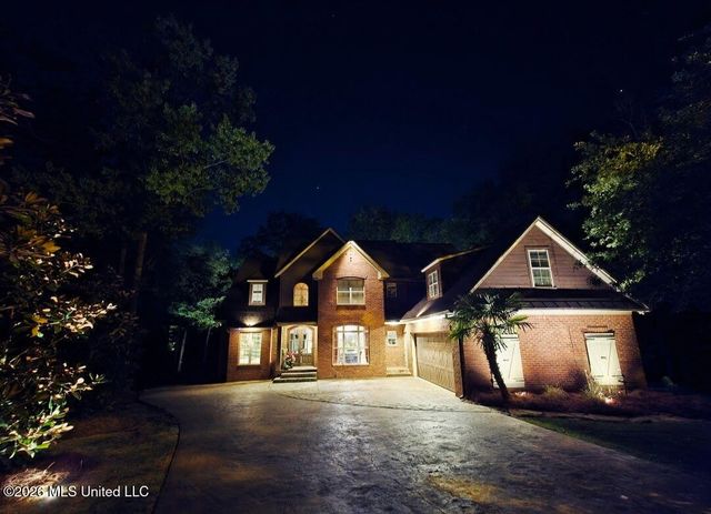 1109 Foxpoint, Brandon, MS 39047
