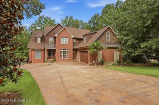 1109 Foxpoint, Brandon, MS 39047