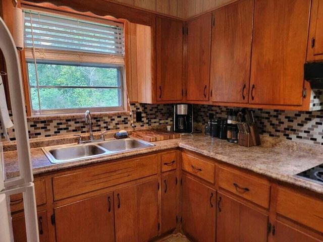 2285 Euchee Chapel Road, Spring City, TN 37381