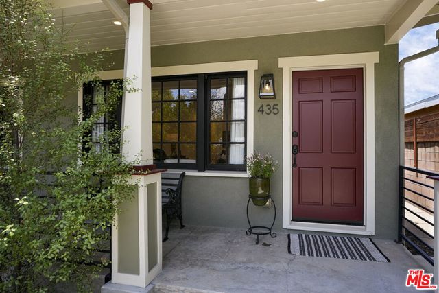 433 N Lamer Street, Burbank, CA 91506
