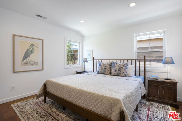 433 N Lamer Street, Burbank, CA 91506
