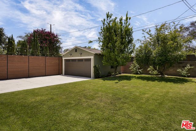 433 N Lamer Street, Burbank, CA 91506