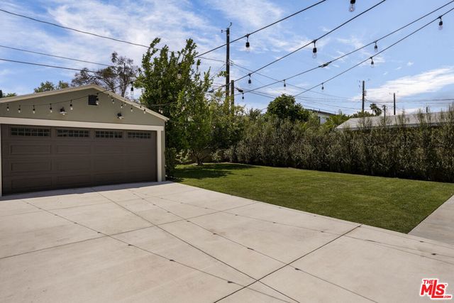 433 N Lamer Street, Burbank, CA 91506