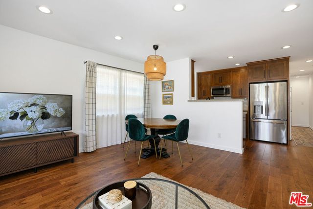 433 N Lamer Street, Burbank, CA 91506