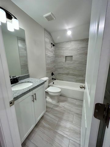 9744 N BLOOMINGTON CIR, Unincorporated, TN 38018