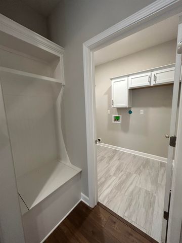 9744 N BLOOMINGTON CIR, Unincorporated, TN 38018