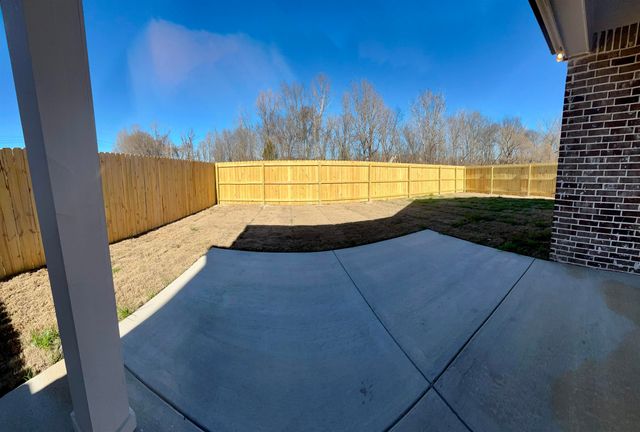 9744 N BLOOMINGTON CIR, Unincorporated, TN 38018