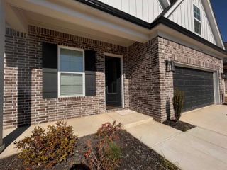 9744 N BLOOMINGTON CIR, Unincorporated, TN 38018