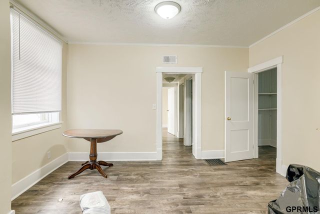 1039 Park Avenue, Omaha, NE 68105