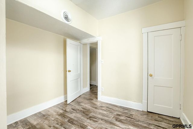 1039 Park Avenue, Omaha, NE 68105