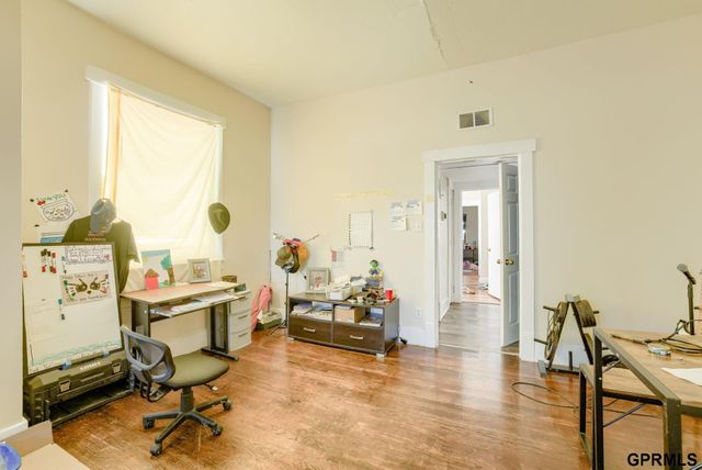 1039 Park Avenue, Omaha, NE 68105