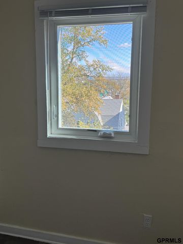 1039 Park Avenue, Omaha, NE 68105