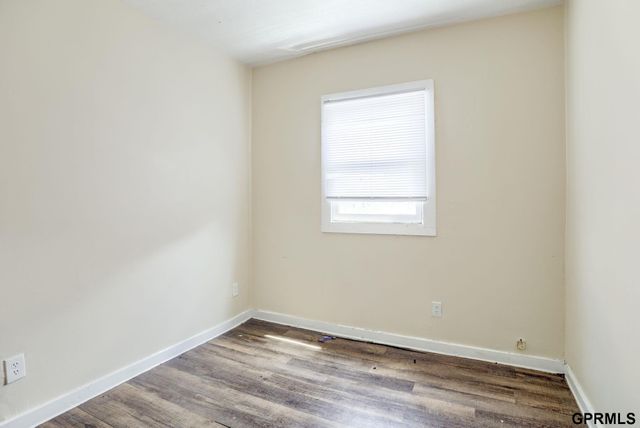 1039 Park Avenue, Omaha, NE 68105