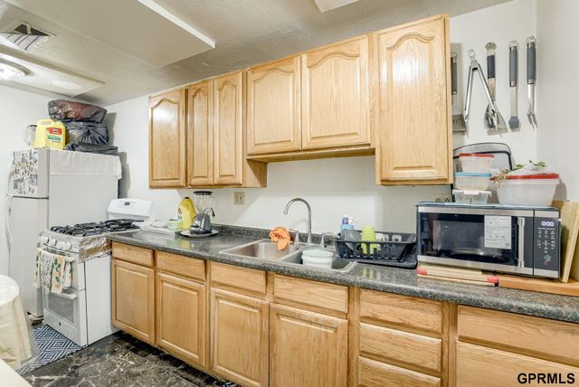 1039 Park Avenue, Omaha, NE 68105