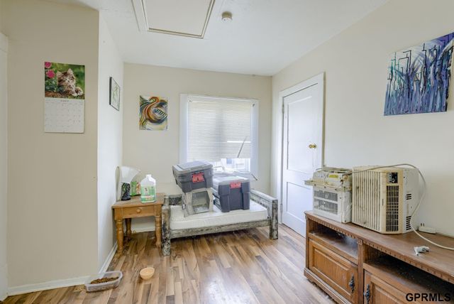 1039 Park Avenue, Omaha, NE 68105