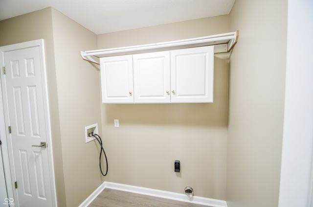7744 Highridge Circle, Indianapolis, IN 46259