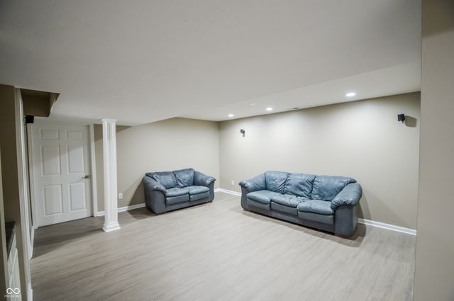 7744 Highridge Circle, Indianapolis, IN 46259
