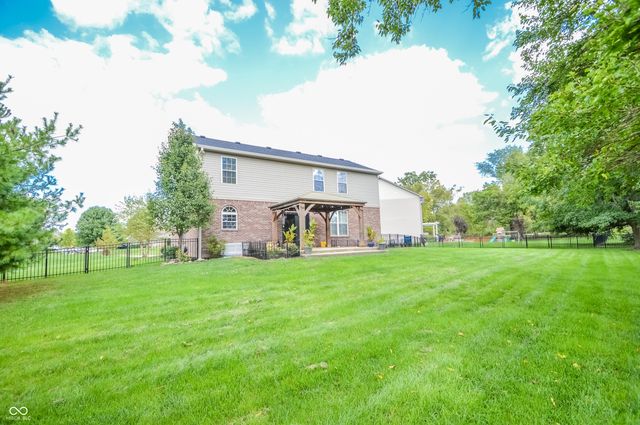 7744 Highridge Circle, Indianapolis, IN 46259