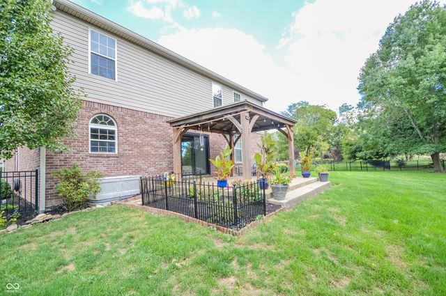 7744 Highridge Circle, Indianapolis, IN 46259