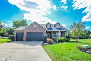 7744 Highridge Circle, Indianapolis, IN 46259