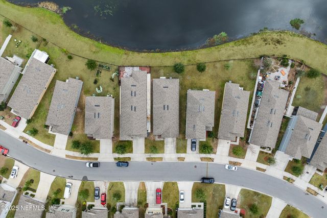 8292 MEADOW WALK Lane, Jacksonville, FL 32256
