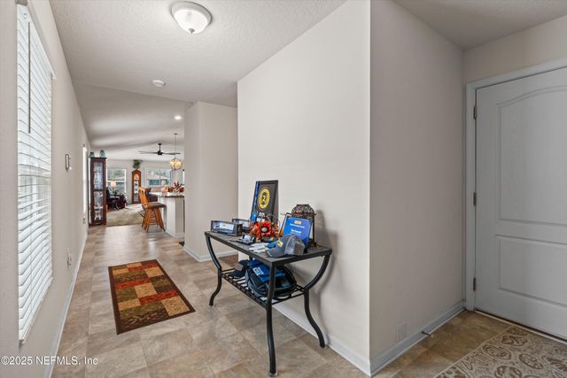 8292 MEADOW WALK Lane, Jacksonville, FL 32256