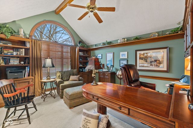 10373 Quiet Way, Indianapolis, IN 46239