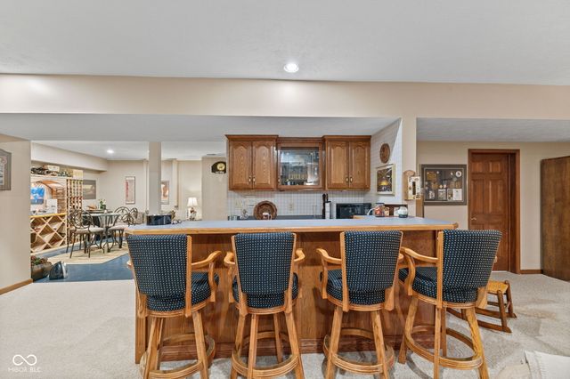 10373 Quiet Way, Indianapolis, IN 46239