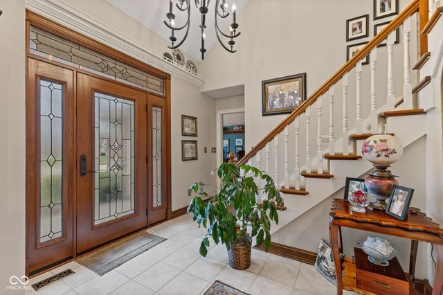 10373 Quiet Way, Indianapolis, IN 46239