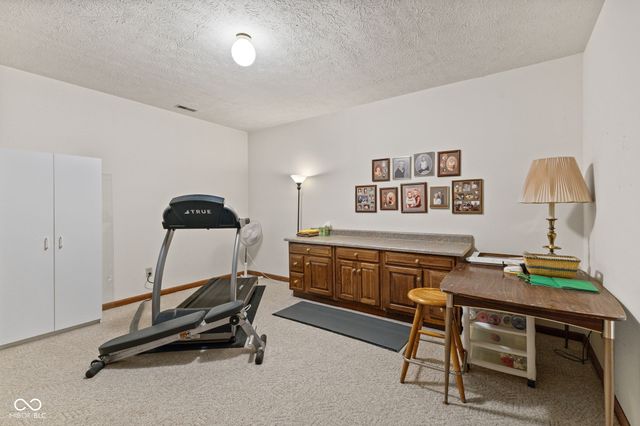 10373 Quiet Way, Indianapolis, IN 46239
