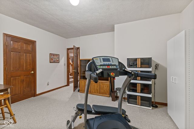 10373 Quiet Way, Indianapolis, IN 46239