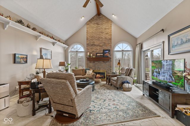 10373 Quiet Way, Indianapolis, IN 46239