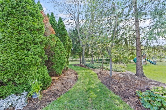 10373 Quiet Way, Indianapolis, IN 46239