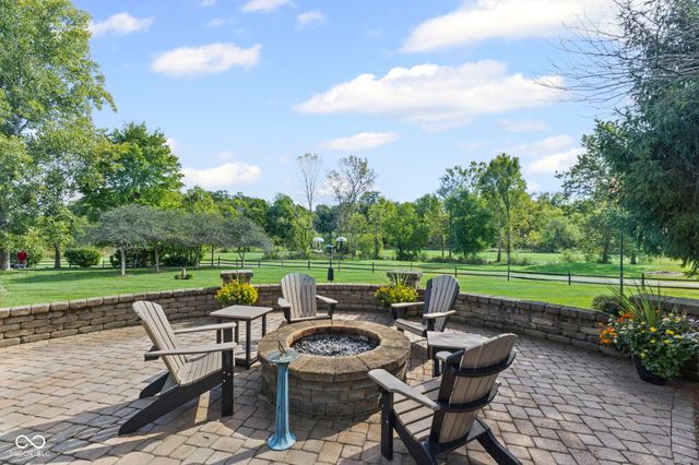 10373 Quiet Way, Indianapolis, IN 46239