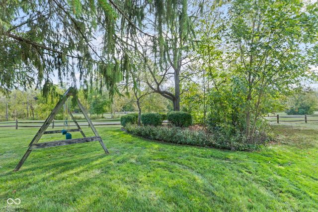 10373 Quiet Way, Indianapolis, IN 46239