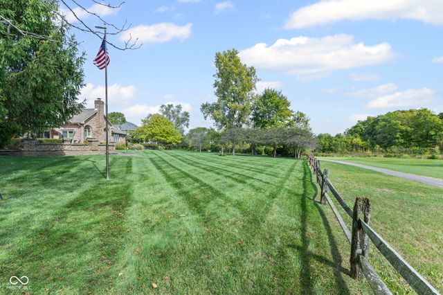 10373 Quiet Way, Indianapolis, IN 46239