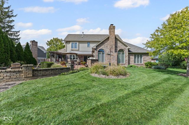 10373 Quiet Way, Indianapolis, IN 46239