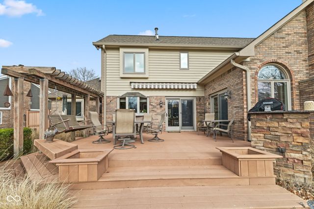 10373 Quiet Way, Indianapolis, IN 46239