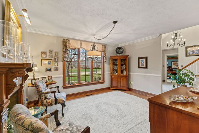 10373 Quiet Way, Indianapolis, IN 46239