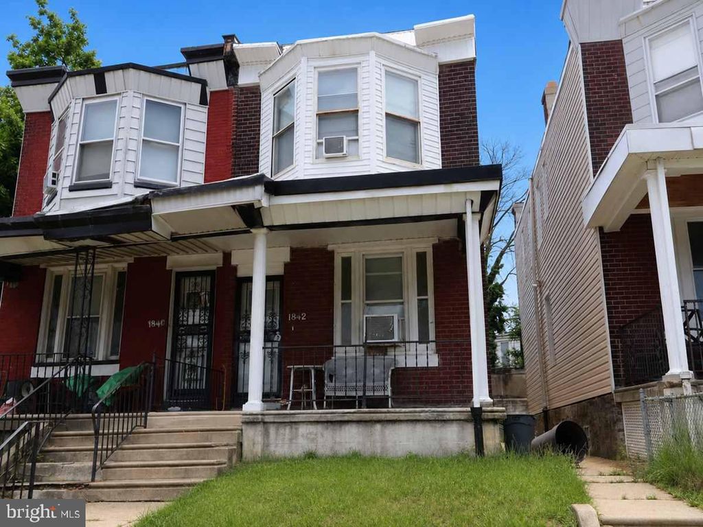 1842 W GODFREY AVE, PHILADELPHIA, PA 19141 — exterior
